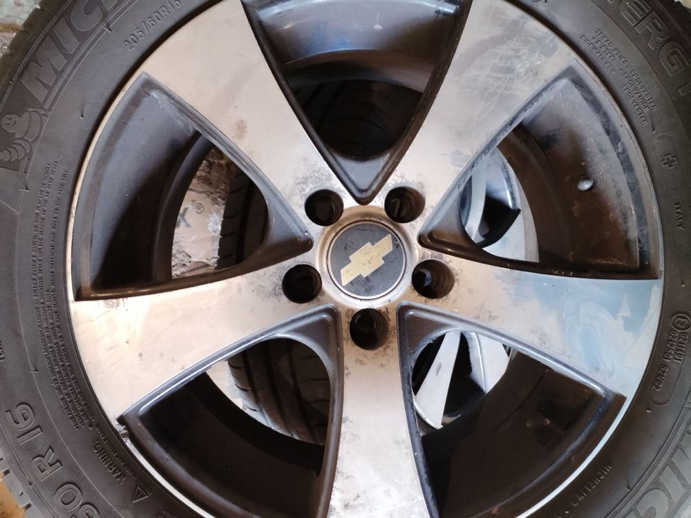 Chevrolet Michelin 205 60 r16
