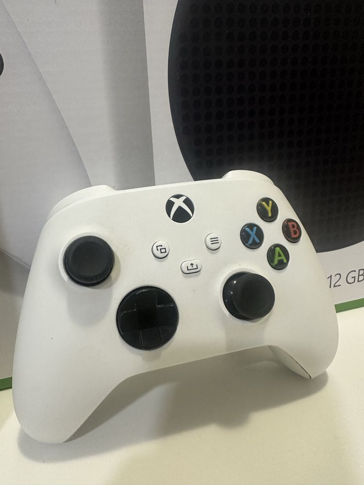 Xbox Series S 512GB + 1 Comando Original | Caixa e Cabos Incluídos