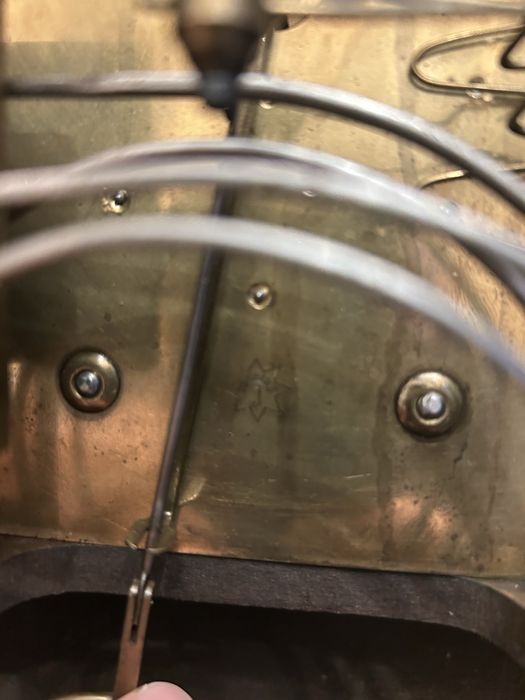 Relogio de mesa JUNGHANS com um quarto de batida