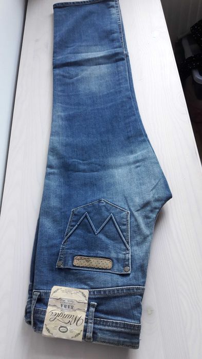 Spodnie damskie Wrangler Sara - NOWE