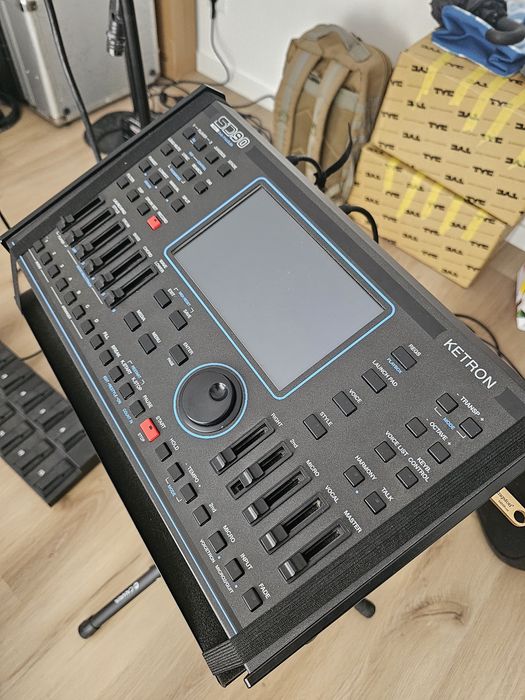 Caixa de Ritmos Ketron SD-90