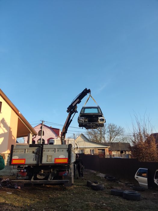 Послуги   МАНІПУЛЯТОРА.Вантажні перевезення Кран-маніпулятор