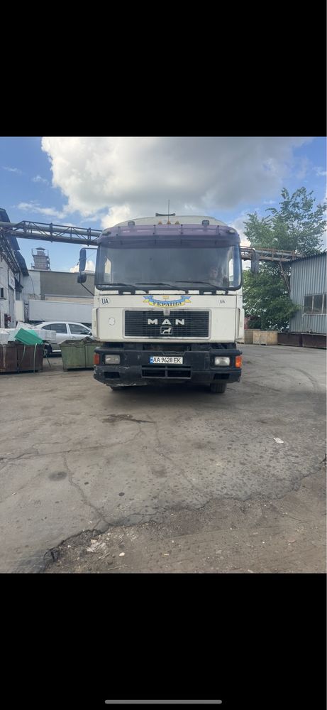 Продам MAN Commandor самосвал