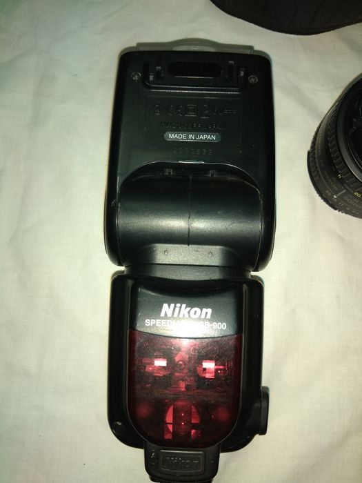 Nikon D7000 +nikor105