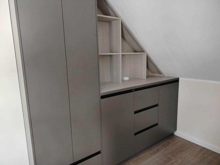 Meble na wymiar Kuchnie/Szafy/itp.