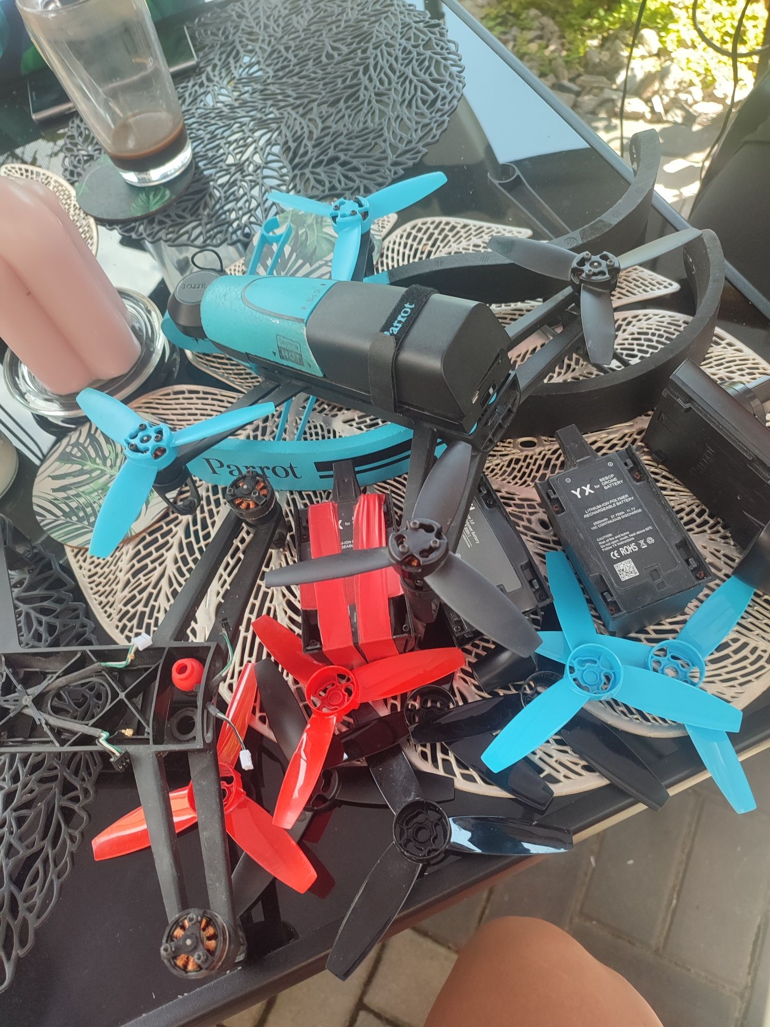 Dron Parrot seria 1
