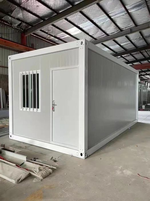 Kontener biurowy magazynowy z elektryką 6m x 2,5m ocieplony z oknami