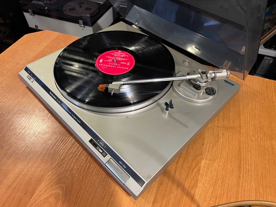 Gramofon Technics SL-B31 Automat, Audio Room