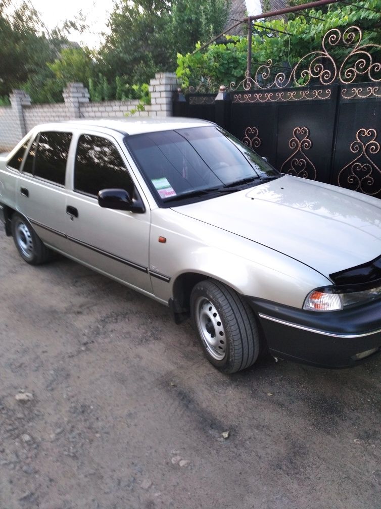 Продам автомобиль Daewoo Nexia !!