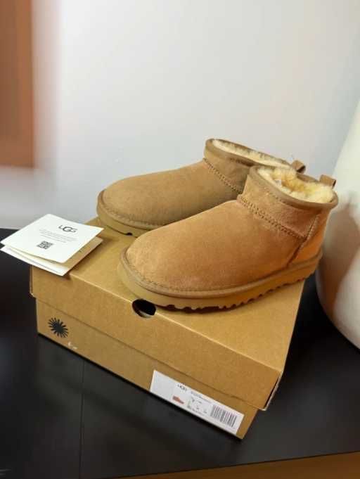 "Buty Trampki" UGG_Classic_UltraMini R.38