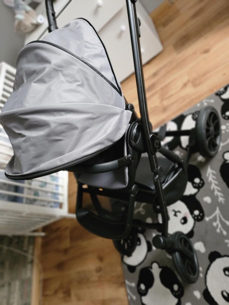 Sprzedam wózek 2w1 Anex M type
