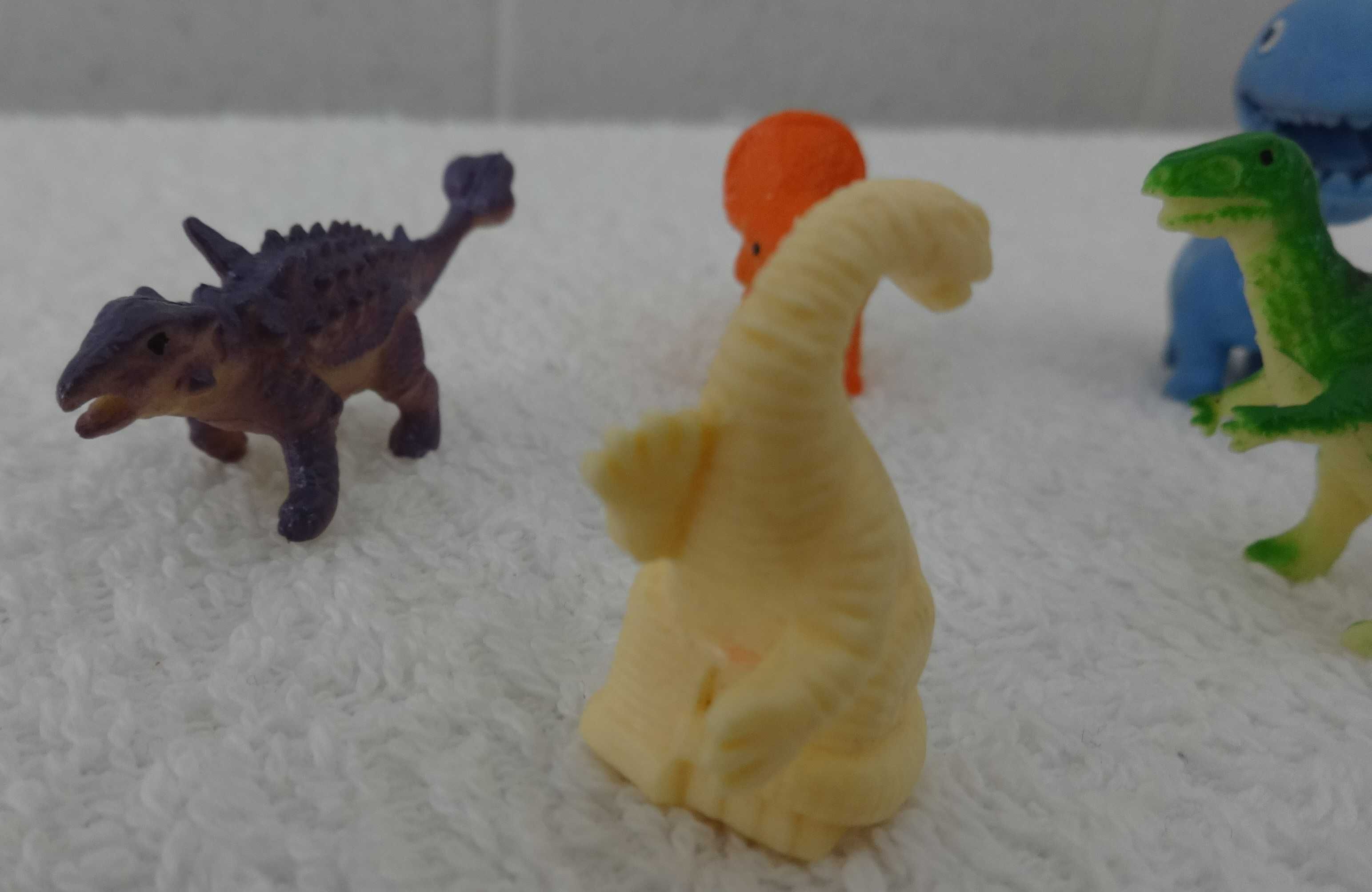 Miniaturas – Dinossauros e outras Figuras