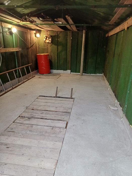 Гараж під оренду