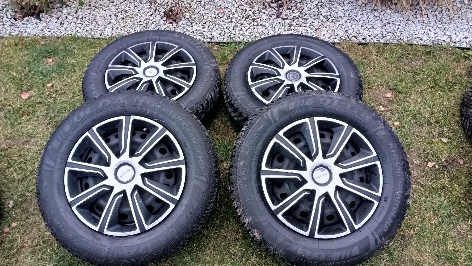 Koła zimowe felgi 16 5x114,3 et40 Nissan Qashqai 215/65/15 okazja