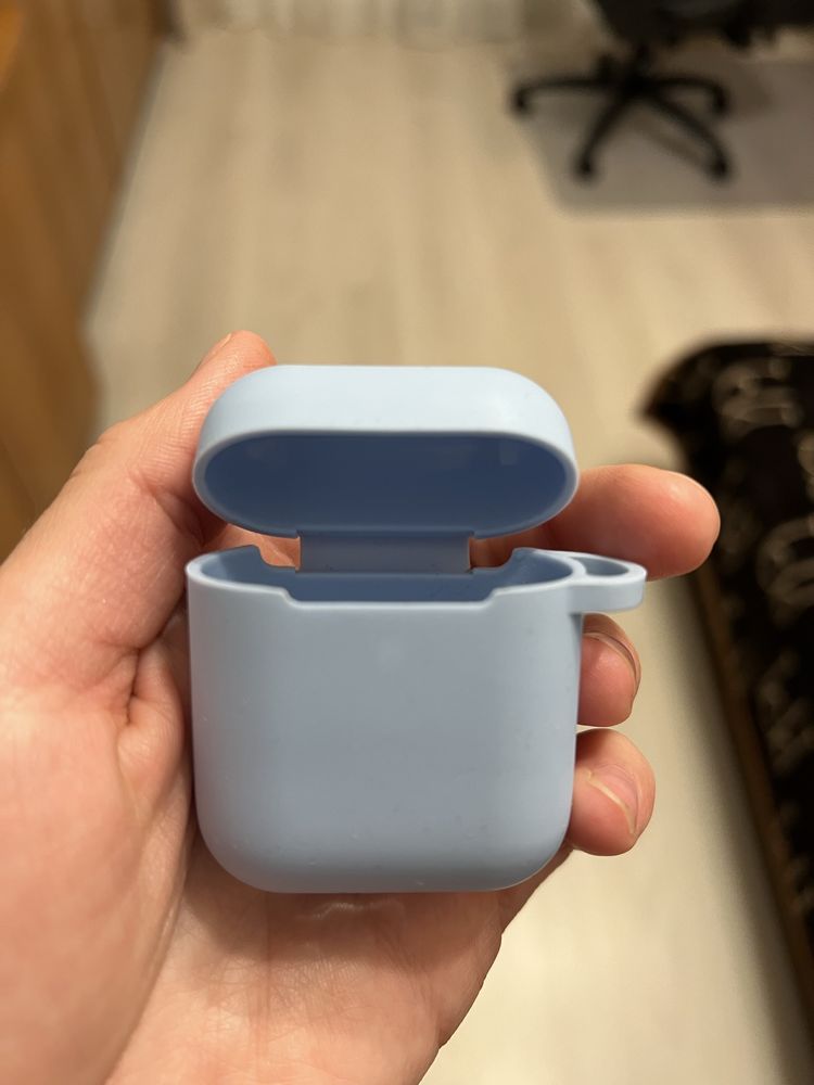 Силіконовий чохол на Airpods 2