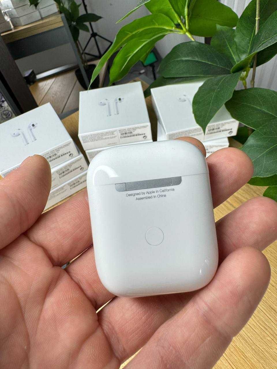 Apple Airpods  2