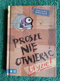 Proszę nie otwierać gryzie Charlotte Habersack