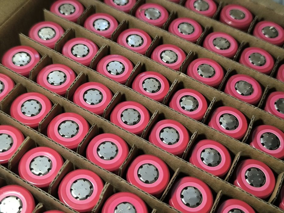 Аккумуляторы 100 шт Panasonic UR18650AA