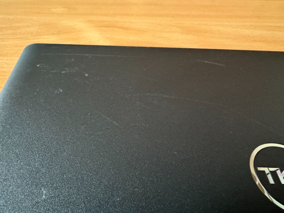 Dell Latitude 3520 i5 1135G7 16/256