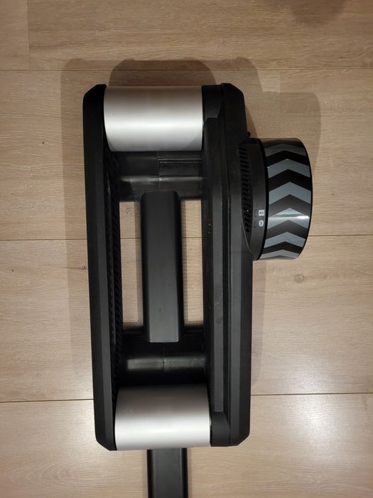 Trenażer WAHOO KICKR ROLLR Smart Trainer na gwarancji