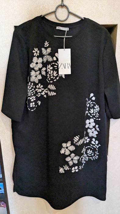 Платте Zara для жінок, L