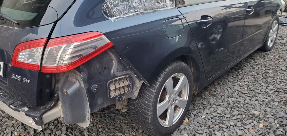 Четверть Пежо/Peugeot 207 307 308 3008 508