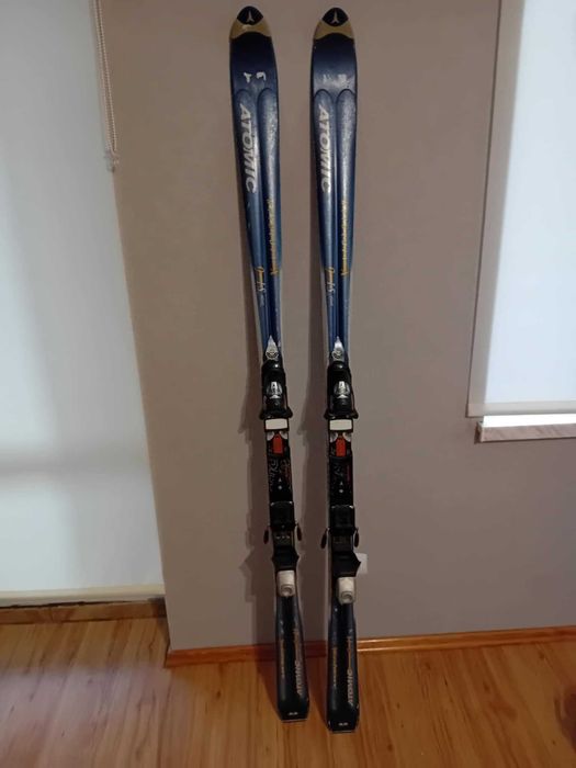 Narty zjazdowe ATOMIC 180 cm