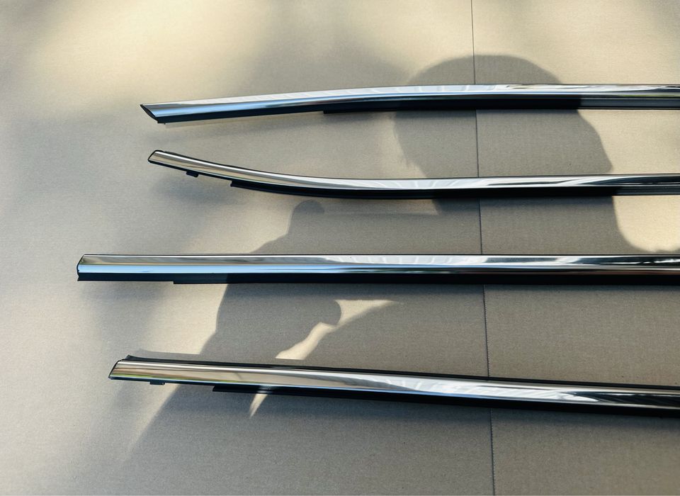 Молдінг, хром двері-скла нижній Nissan Rogue 2014, 2017