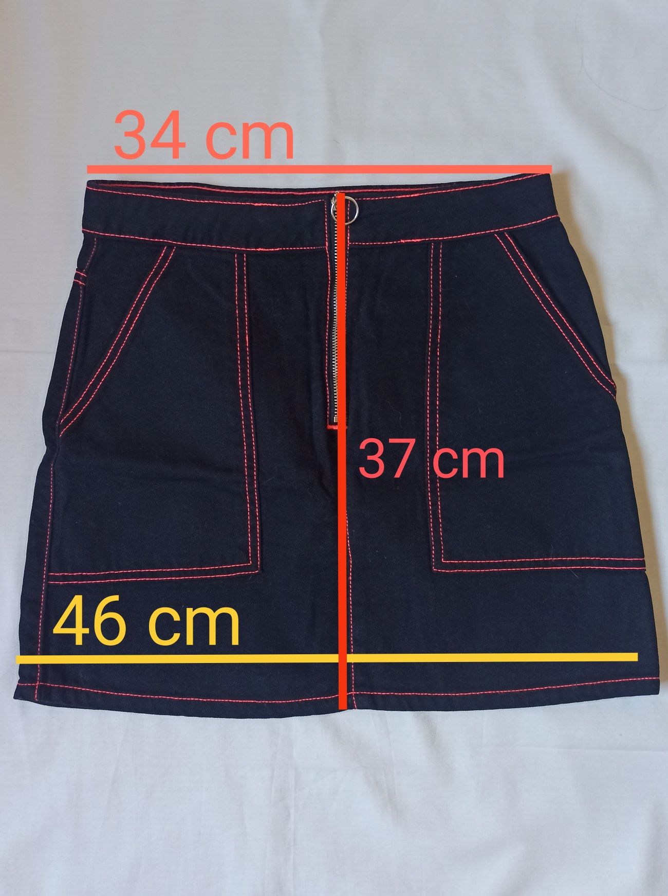 Mini saia preta com costuras neon S Denim Co