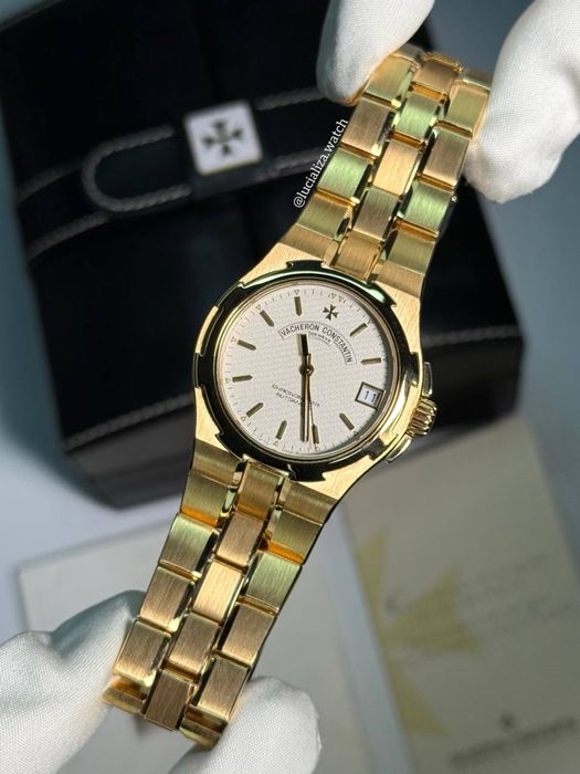 Годинник Vacheron Constantin Overseas 42040