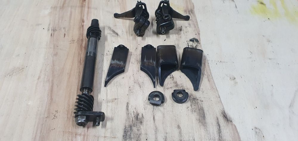 Zawór wydechowy naboje mechanizm zaworu szyca Honda CR 125 HPP 94-01