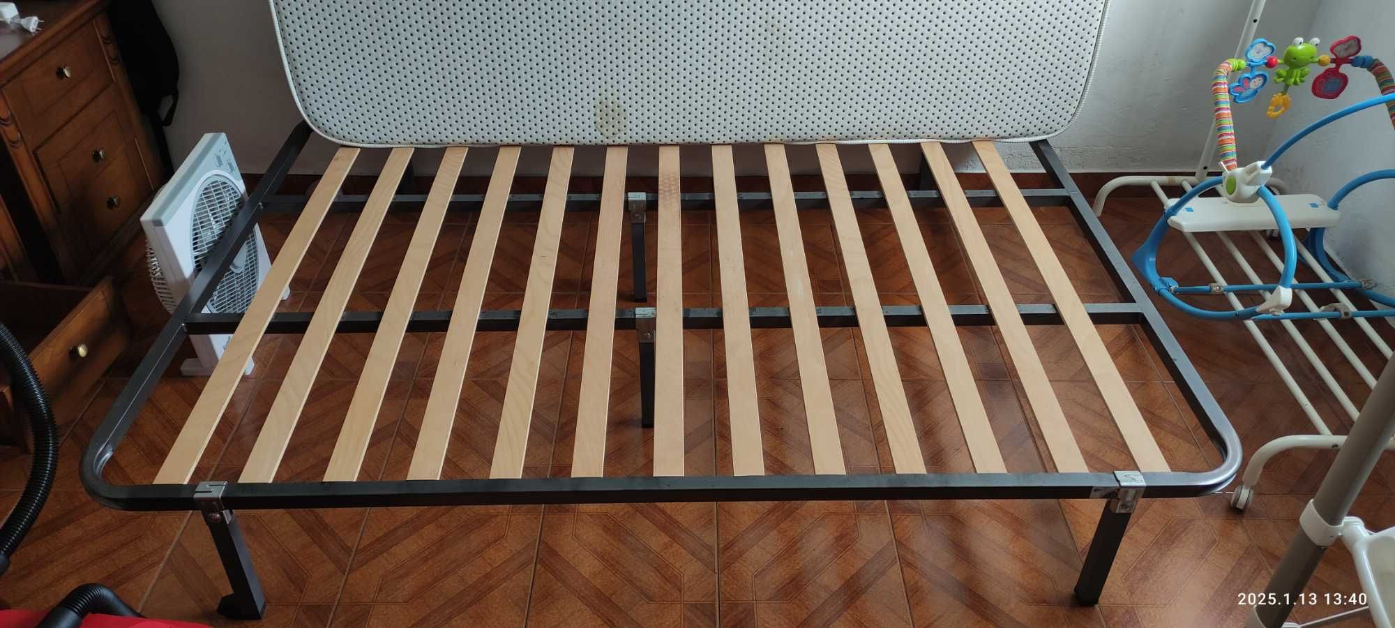 Cama com Colchão