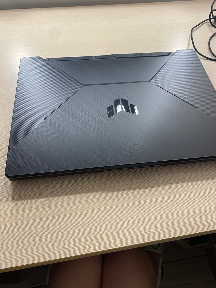 Laptop ASUS TUF GAMING F15 + myszka SteelSeries Rival 5
