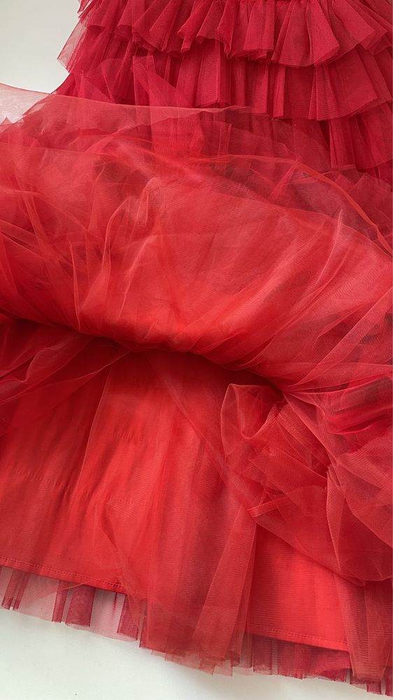 Плаття для дівчинки 122 довге, нарядне, червоне красне 122