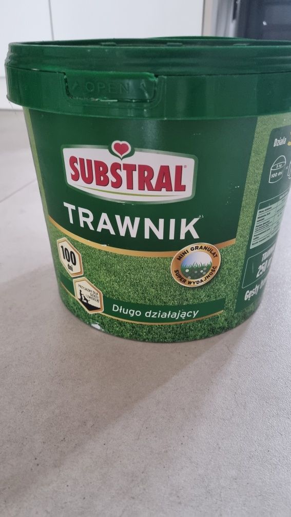 Nawóz 100 dni do trawników 5 kg substral