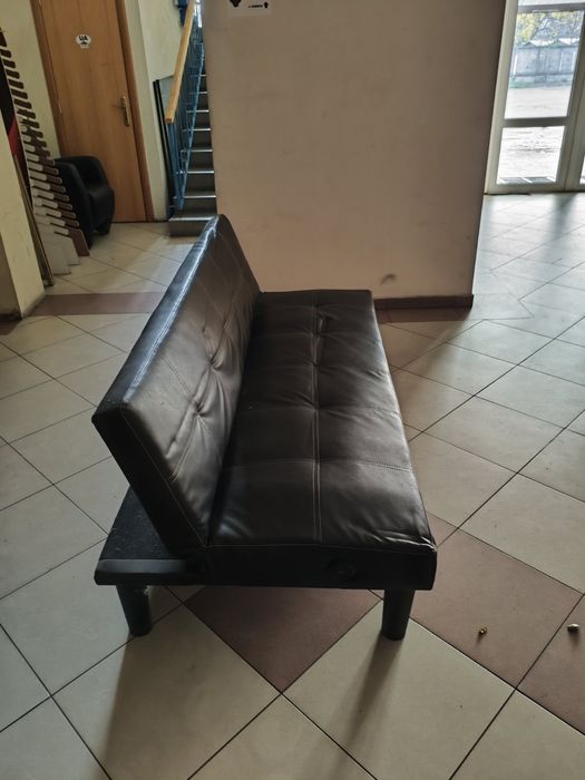 Диван прямий Чикаго NEW із USB-портом чорний 1750x830х740 мм
Диван XДи