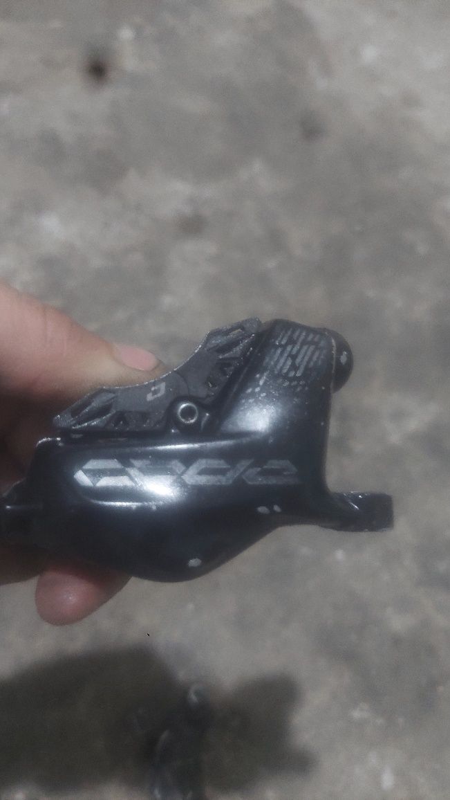 Hamulce sram code r