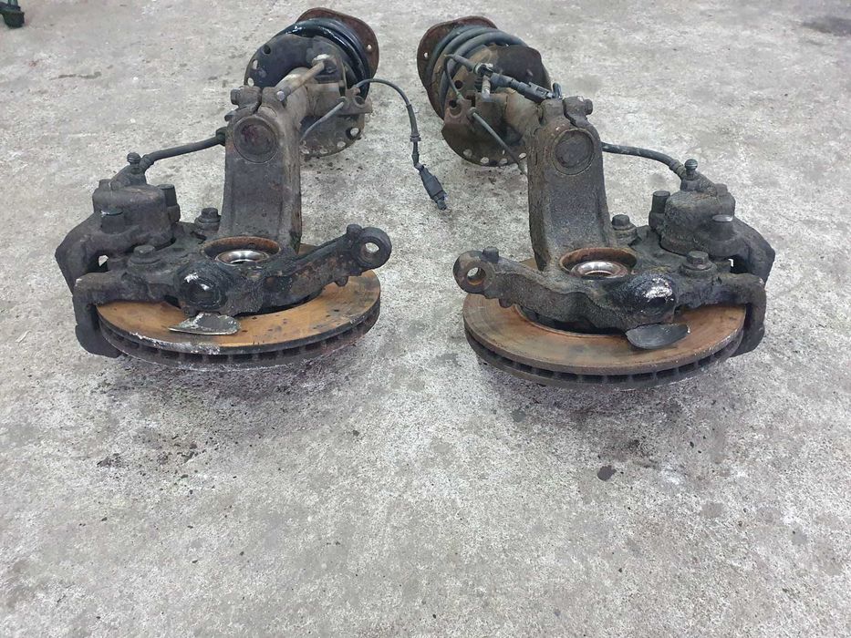 Zwrotnica Piasta amortyzator zacisk spreżyna Ford Mondeo mk4 1.6 pb