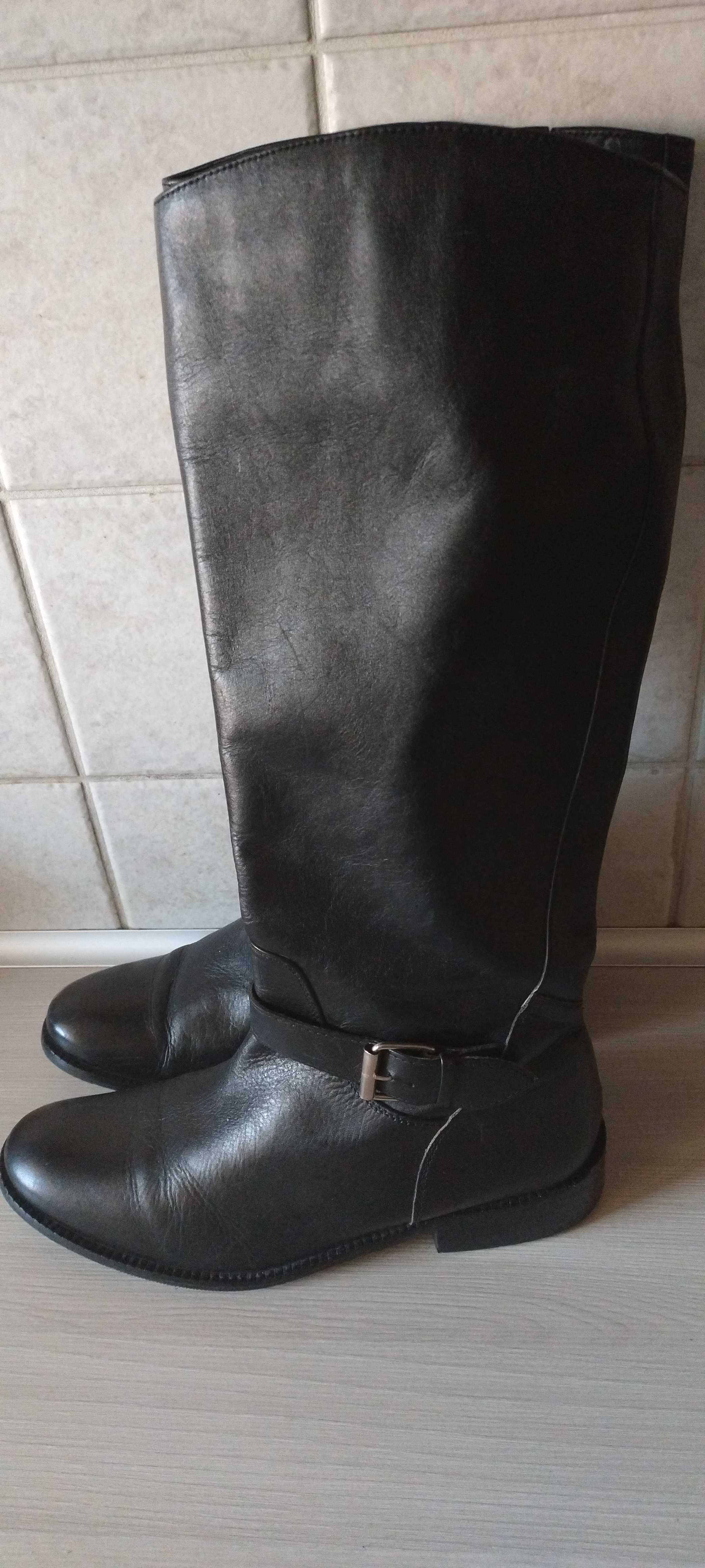 Buty damskie długie z naturalnej skóry .