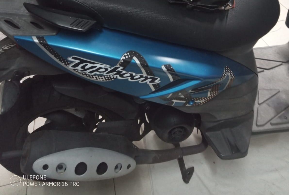 Scooter piaggio typhoon 50cc de 2014 como nova