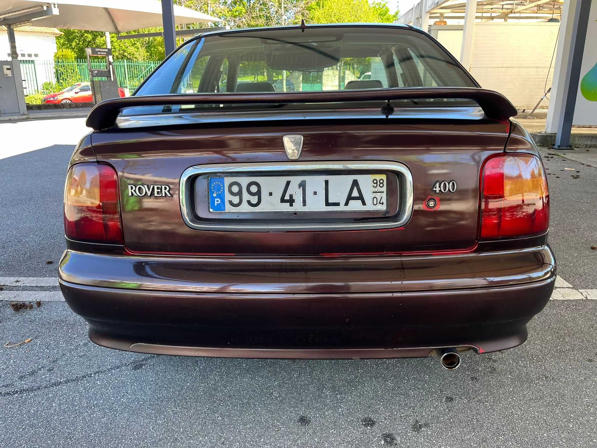 Rover 400 com 50 mil km rodados.