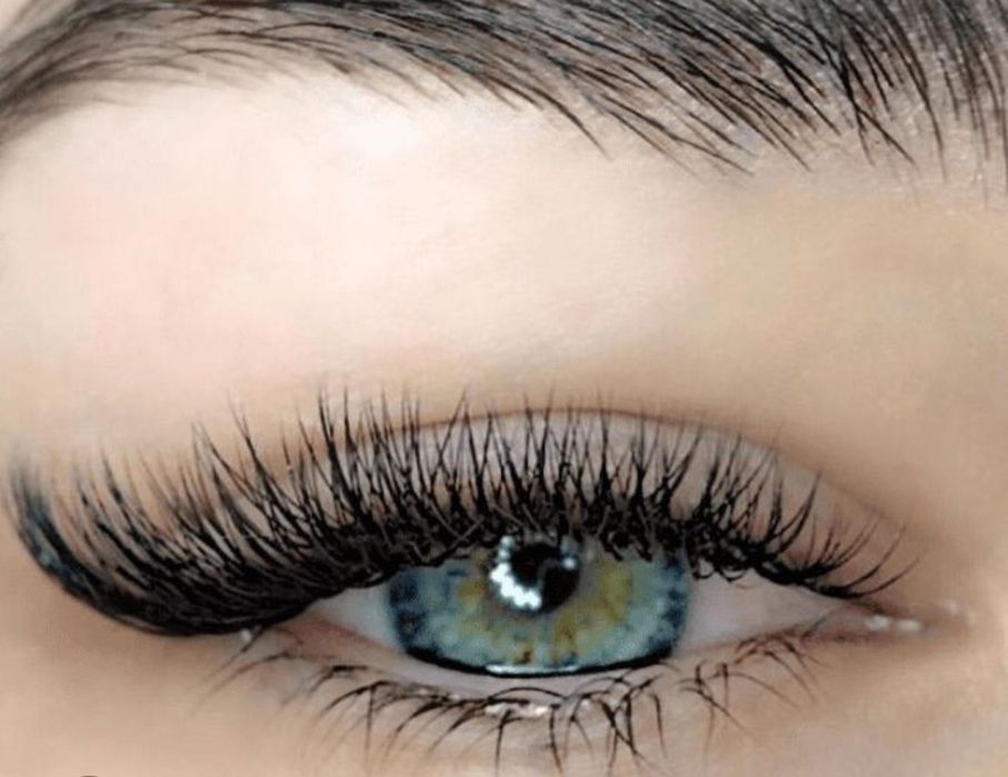 Наращивание, ламинирование ресниц и бровей   200-500 грн