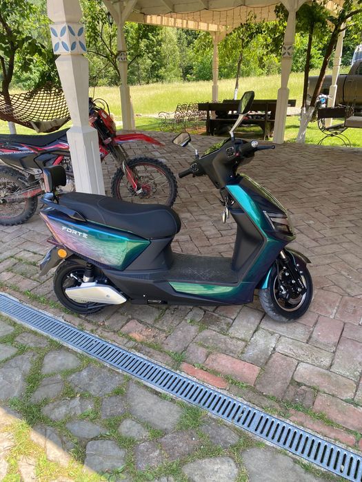 Електро скутер стан ідеальний