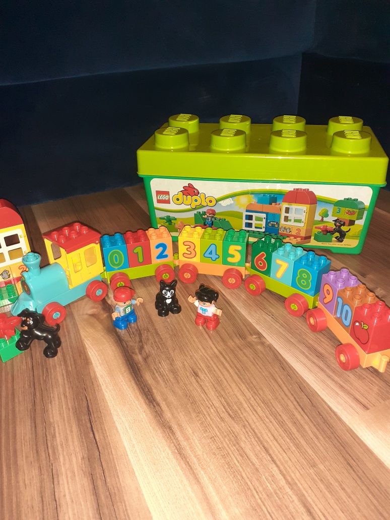 Lego Duplo pociąg z cyferkami plus kreatywny zestaw z pudełkiem