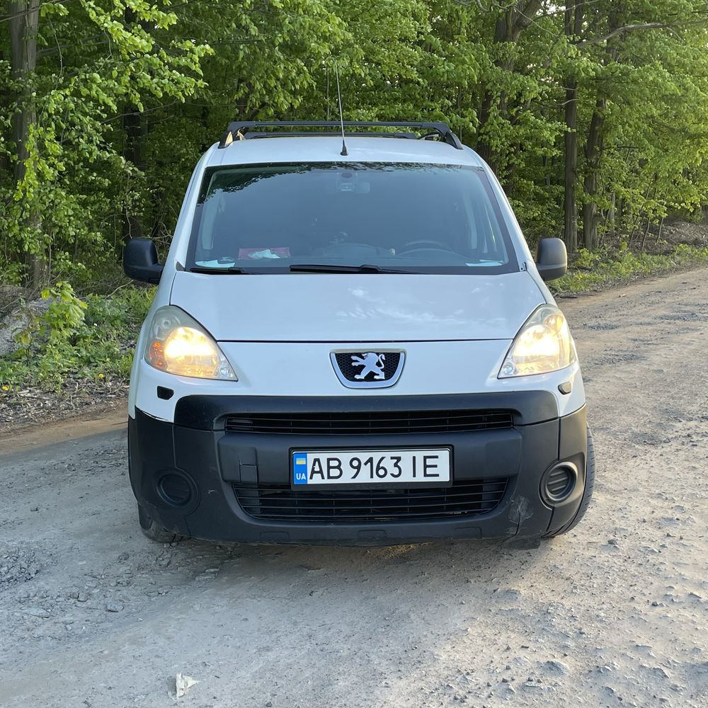 Peugeot partner 2011р 1,6hdi