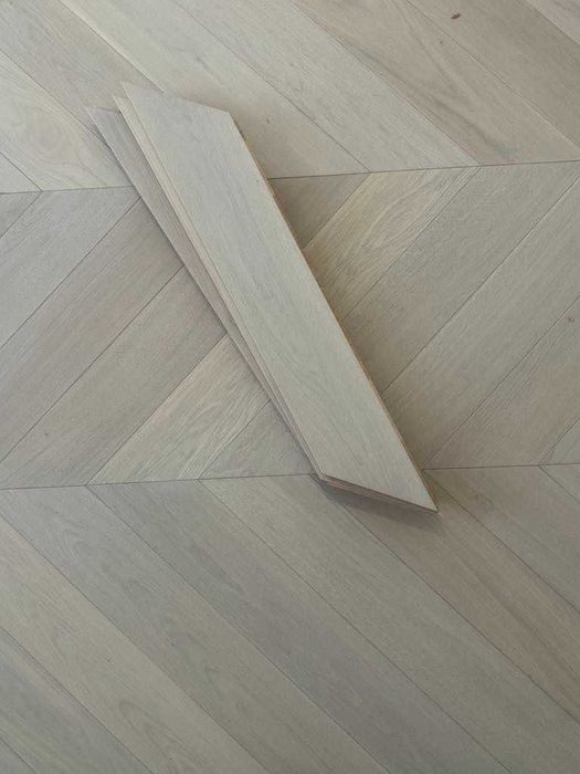 Parkiet Charme Parquet Jodełka francuska kolor B10