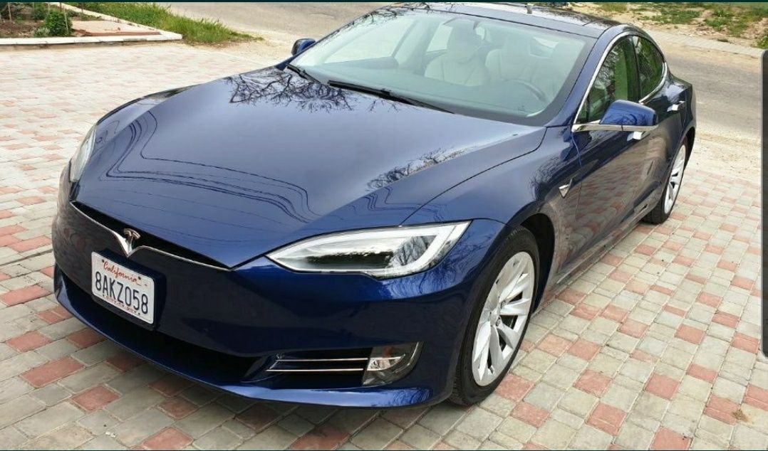 Tesla Model S100D 600км 2017г Новая!