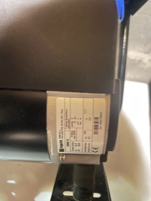 Продам італійський  генератор Pramac ES3000 Honda