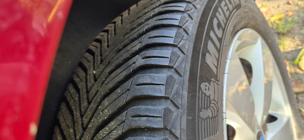 Koła wielosezonowe 17" 5x120. BMW. Transporter T5. Opony Michelin