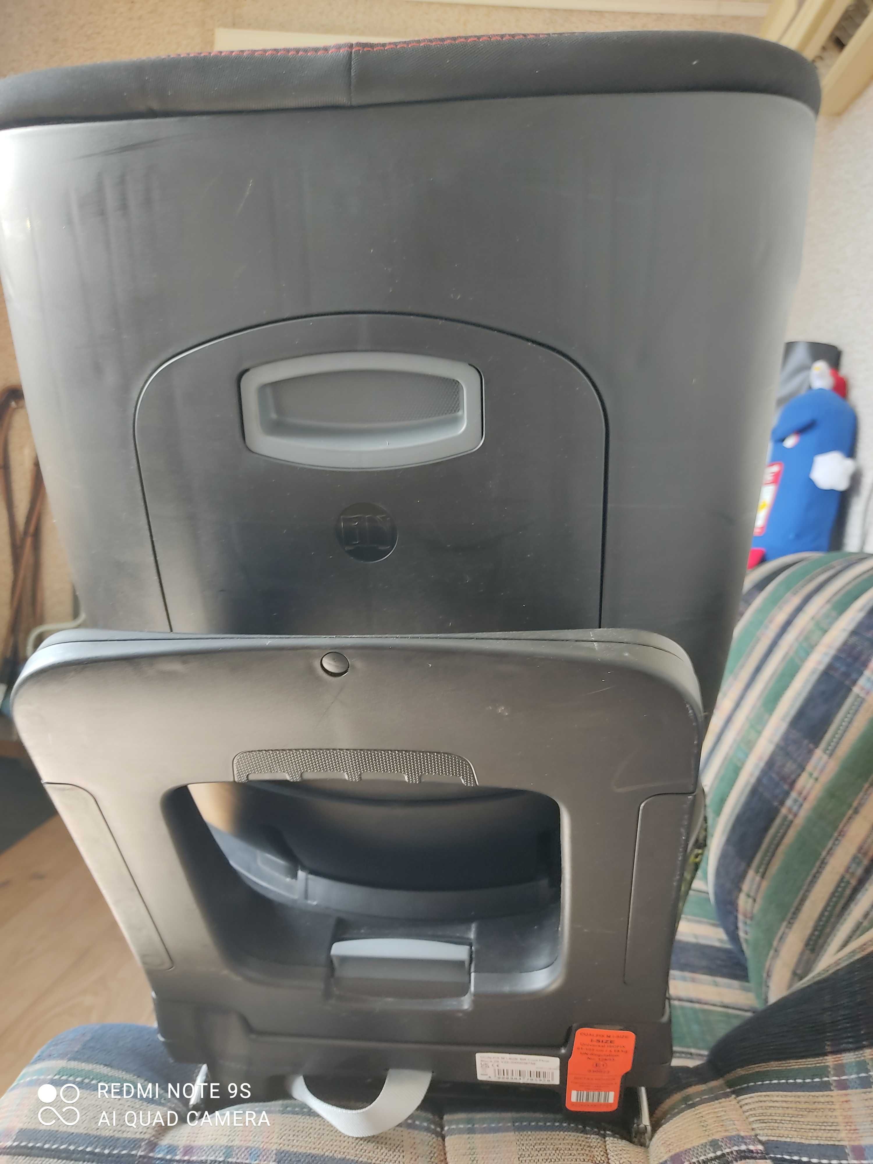 Fotelik Britax Romer Dualfix M isize 0-18kg